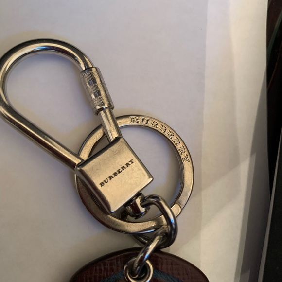 AUTHENTIC Burberry keychain carabiner belt hook/loop/clasp - Picture 4 of 10